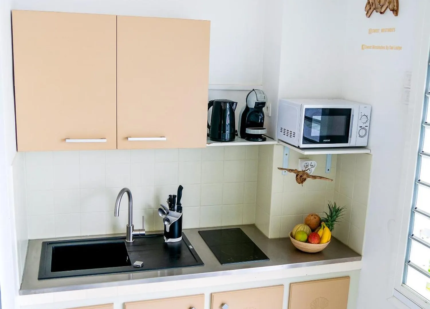 Swilodge Vue Sur Mer ! Petit Dejeuner Et Location De Voiture Possible Le Moule 0*,  Guadeloupe